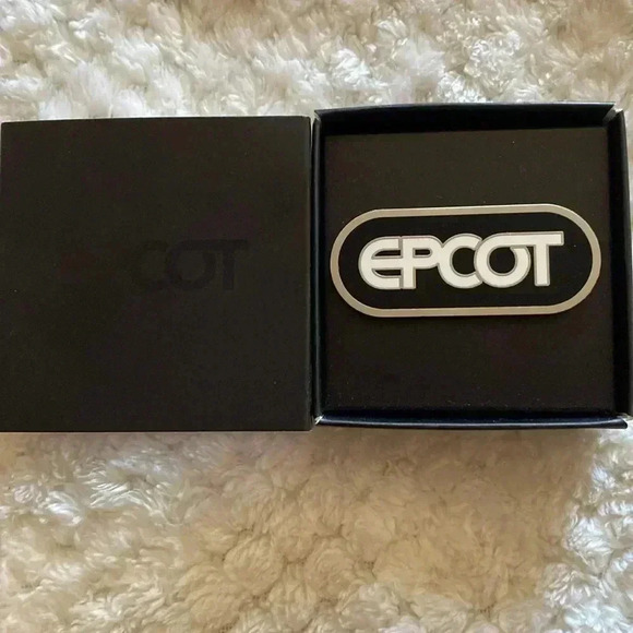 Epcot Disney parks pin - Picture 2 of 3